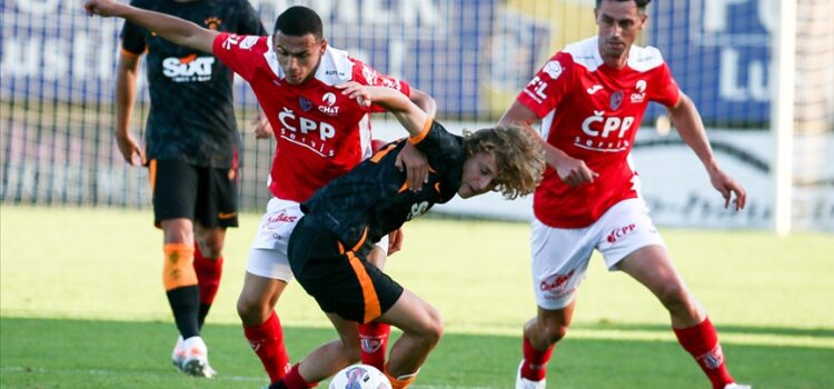 Galatasaray hazırlık maçında Pardubice ile golsüz berabere kaldı