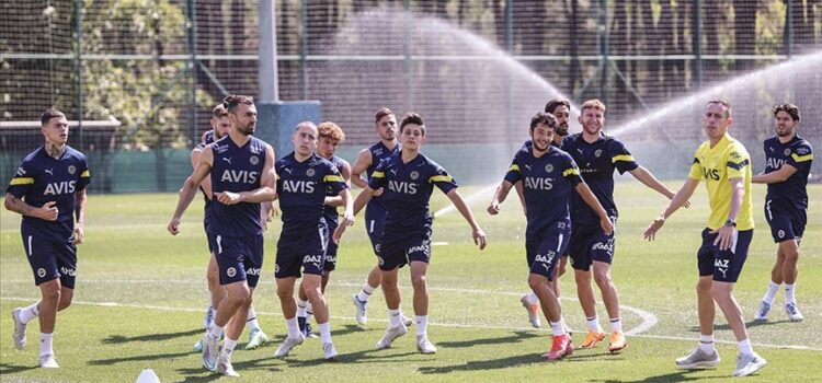 Fenerbahçe’de Dinamo Kiev maçı hazırlıkları sürdü