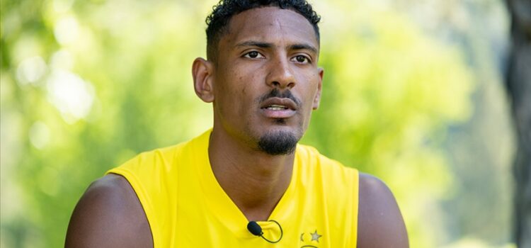 Borussia Dortmundlu futbolcu Haller’de tümör tespit edildi