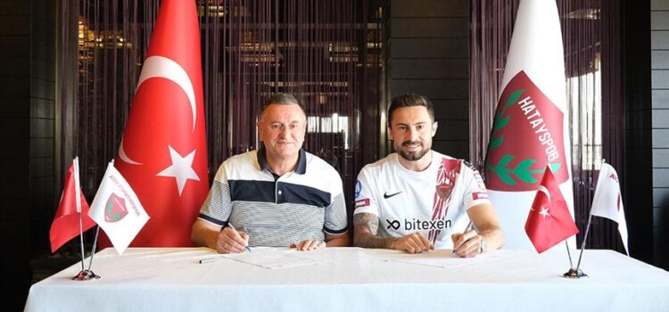 Hatayspor, Kaan Kanak’ı kadrosuna kattı