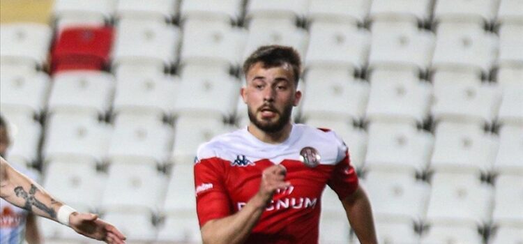 Antalyasporlu Mert Yılmaz, Ümraniyespor’a transfer oldu
