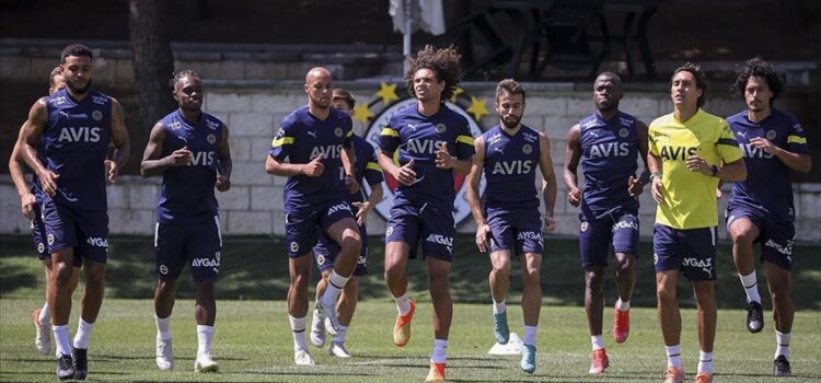Fenerbahçe’de Dinamo Kiev maçı hazırlıkları sürüyor